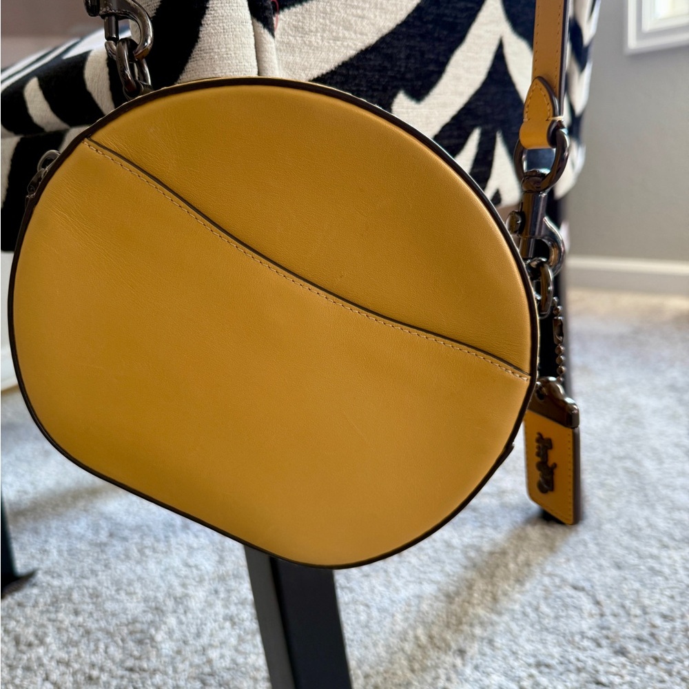 Coach Canteen Yellow Crossbody Bag - 90s Inspired - Picture 2 of 6